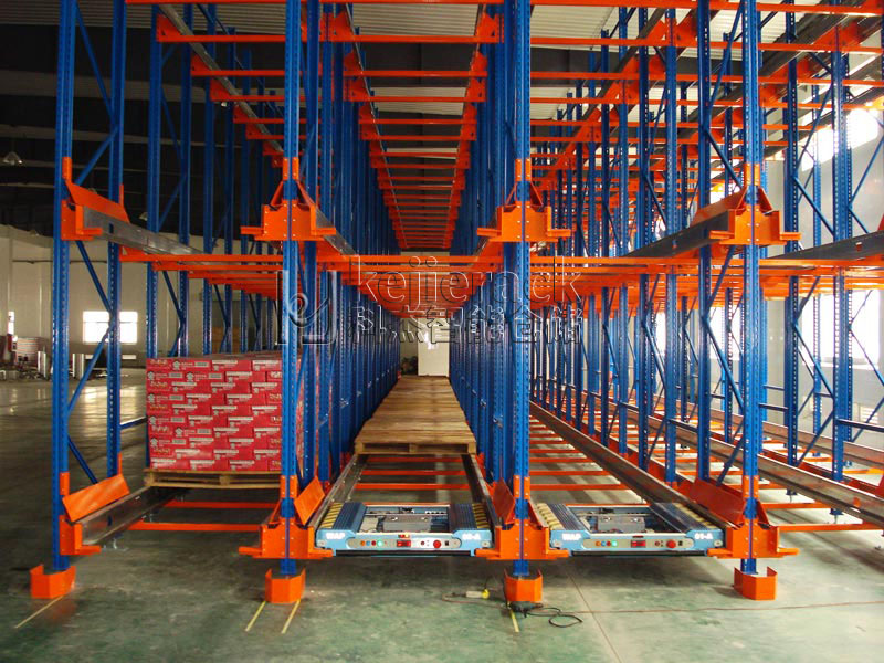 Automated shuttle warehouse