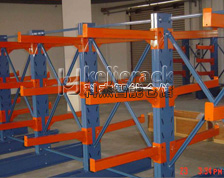 Cantilever automatic shelf